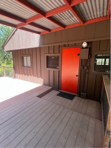 23055 Pigeon Trail